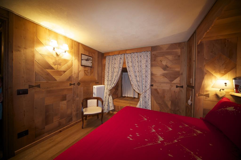 La Maison Du Seigneur La Salle Room photo